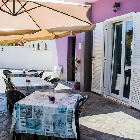 Bed and breakfast Odemaris Anzio